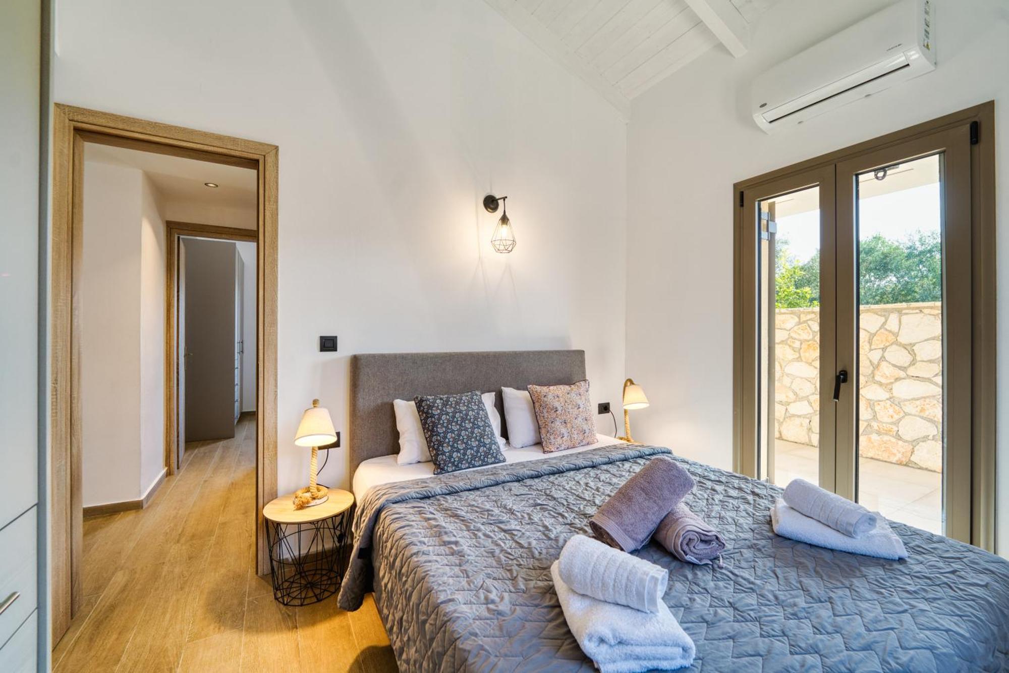 Astarte Villas - Astra Private Villas With Pool Vasilikí Eksteriør billede