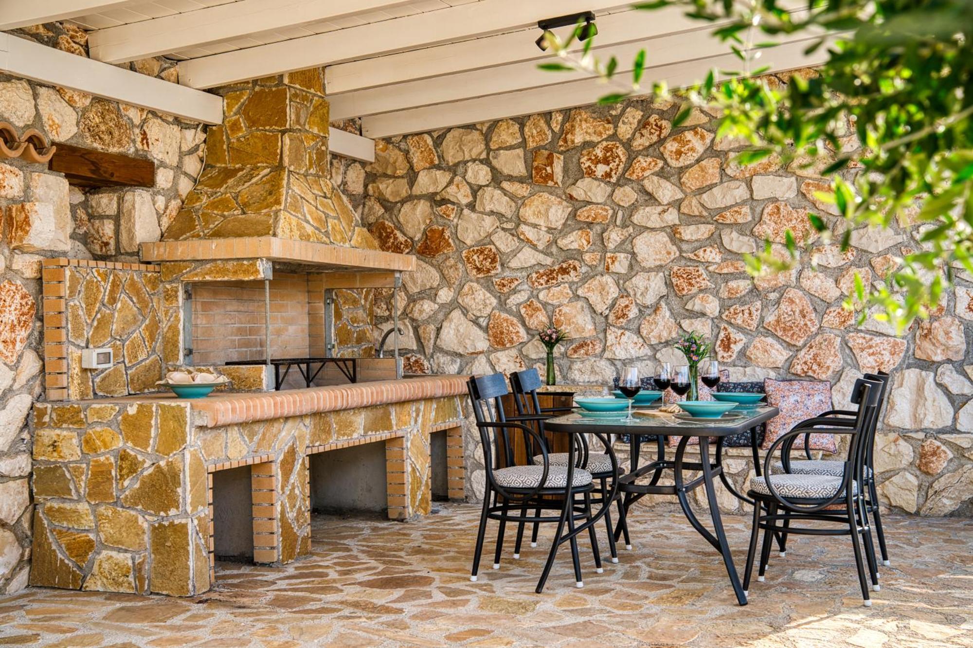 Astarte Villas - Astra Private Villas With Pool Vasilikí Eksteriør billede