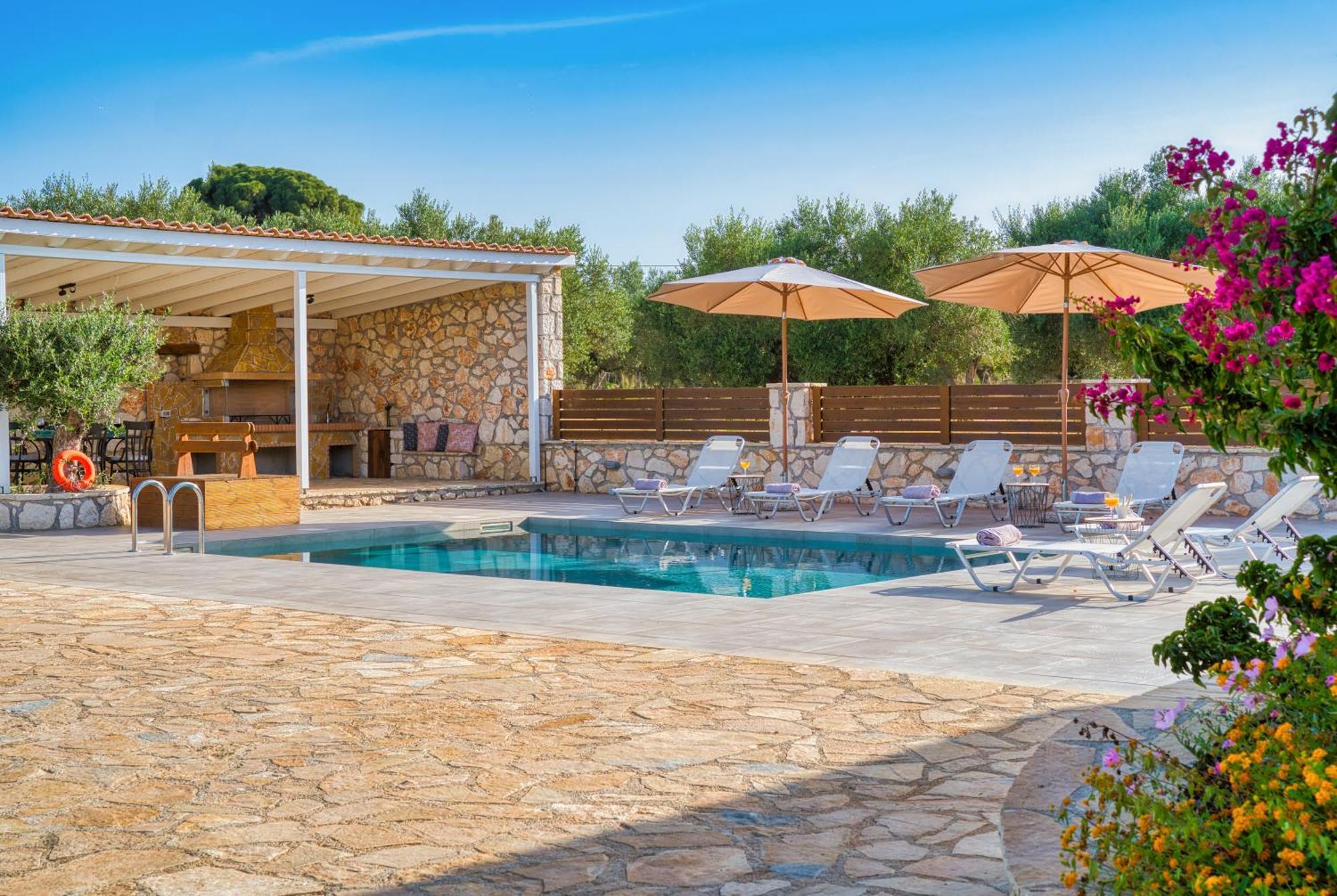 Astarte Villas - Astra Private Villas With Pool Vasilikí Eksteriør billede